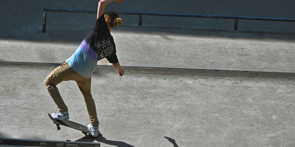 how to stand on a skateboard